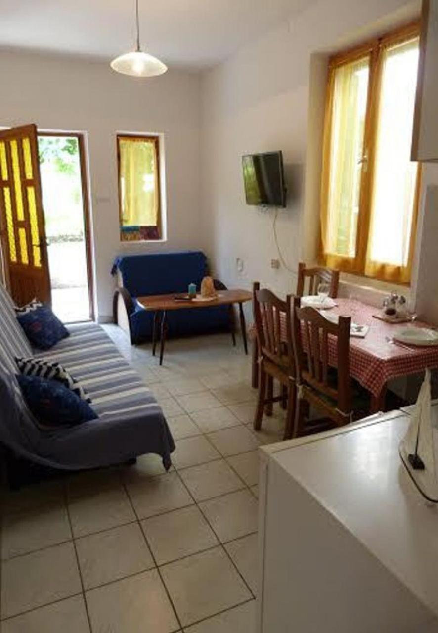 Holiday Home Villa Jadran - 10 M From Beach Preko Buitenkant foto