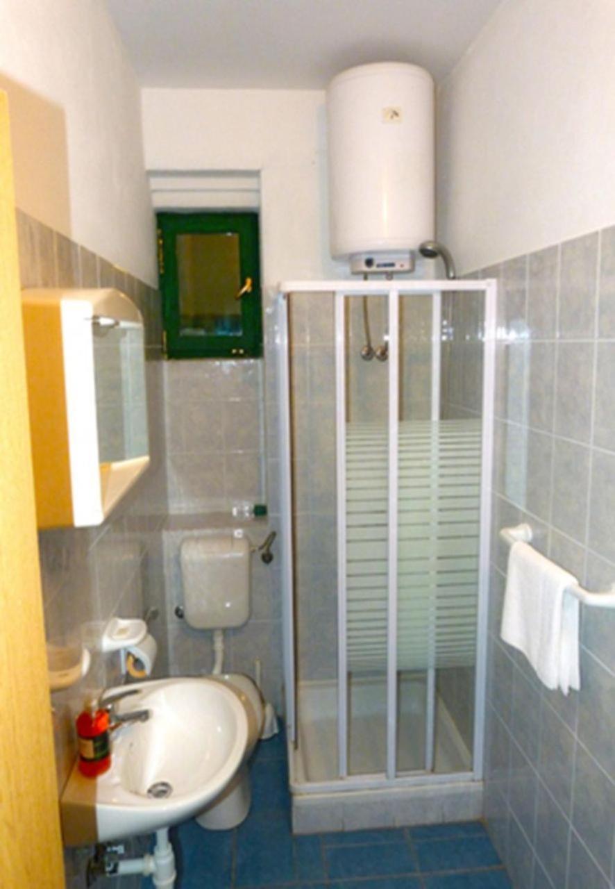 Holiday Home Villa Jadran - 10 M From Beach Preko Buitenkant foto